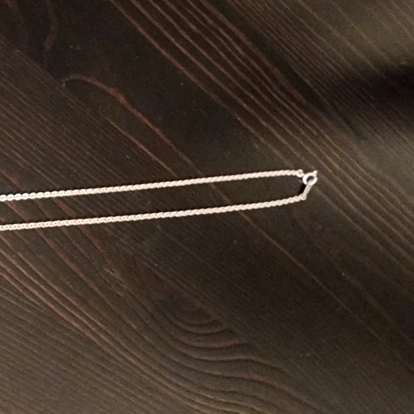 Sterling silver and lucky horseshoe necklace - Picture 5 of 9